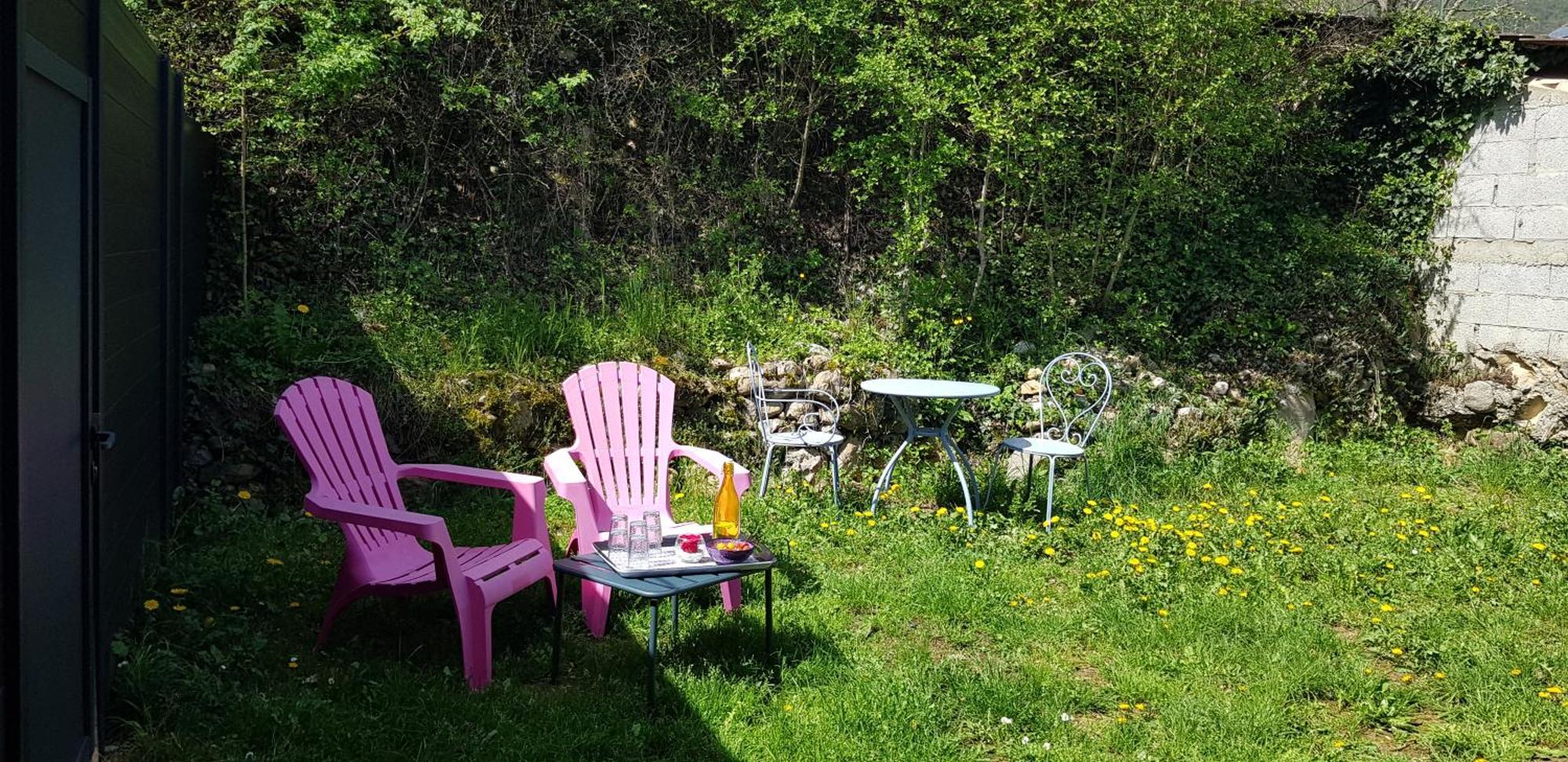 Gite Fabuleux, Jardin, Terrasse, Parking Saint-Vincent-de-Mercuze Exterior foto
